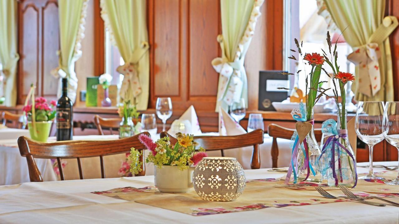 Hotel Restaurant Rebstock Oppenau Ngoại thất bức ảnh
